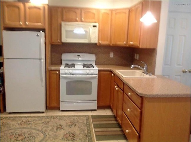 Foto del edificio - 278 Finley Ave