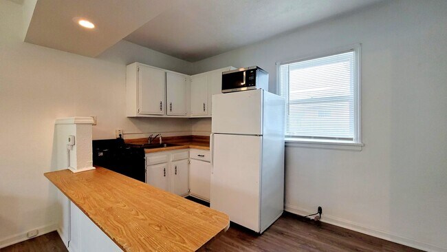 Foto del edificio - 1202 W 7th St