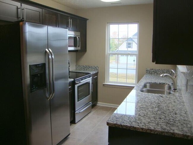 Building Photo - Updated 3BR Home in Smyrna – Modern Upgrades, Garage & Spacious Yard