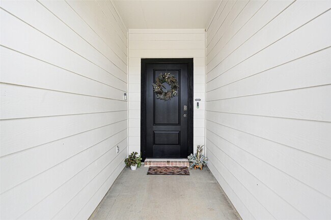 Foto del edificio - 31203 Heddington Ln