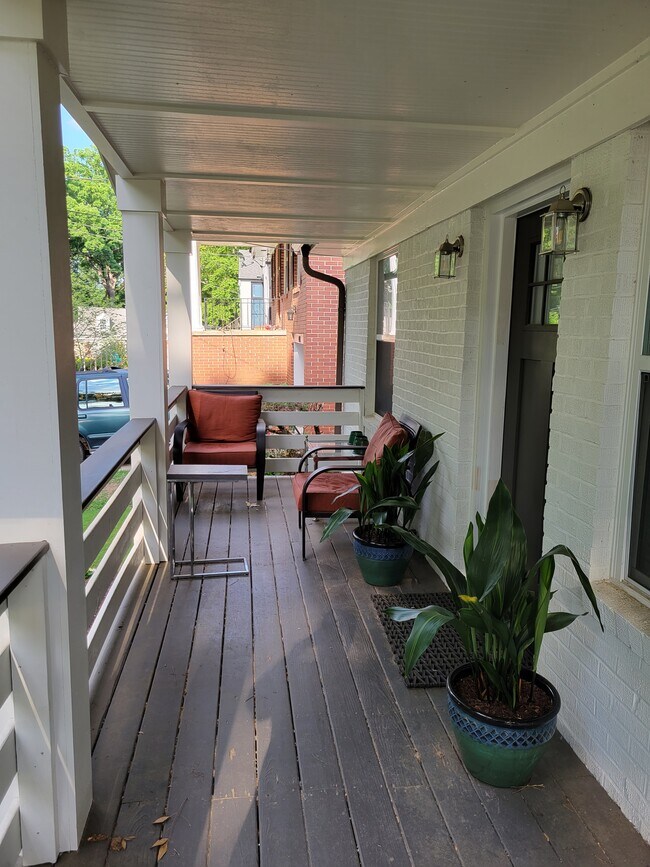 Foto del edificio - 476 Manford Rd SW