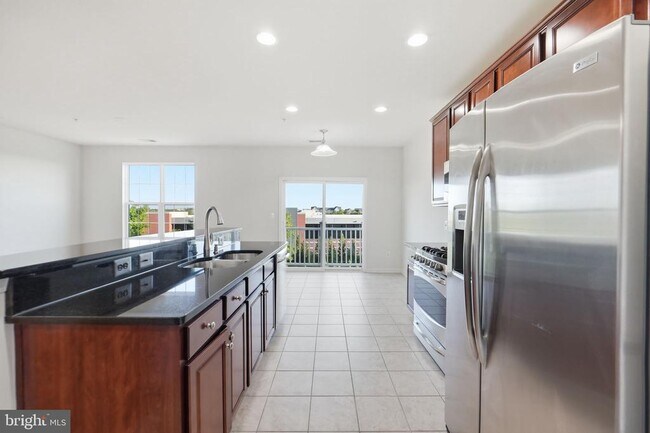 Foto del edificio - 43849 Kingston Station Terrace