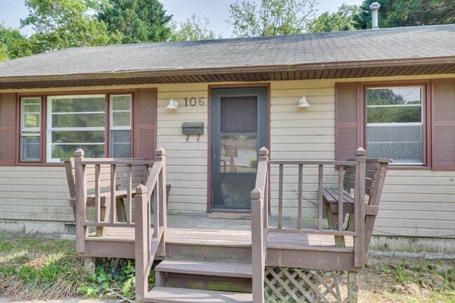 Building Photo - 106 Woodhaven Rd