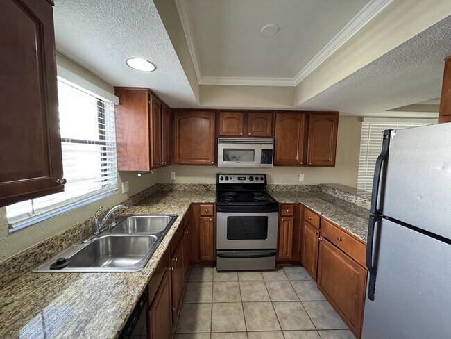 Foto del edificio - 3420 W Danbury Dr