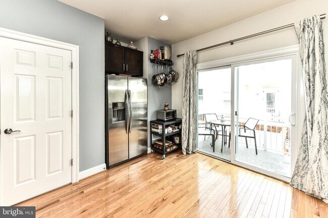 Foto del edificio - 9607 Stockwell Ln