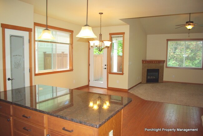 Building Photo - 1520 Bryce Park Loop