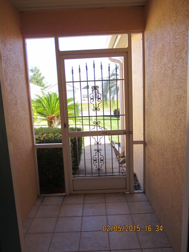 Foto del edificio - Lovely Oakwood Village Home