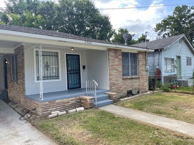 Photo - 1336 N 29th St House