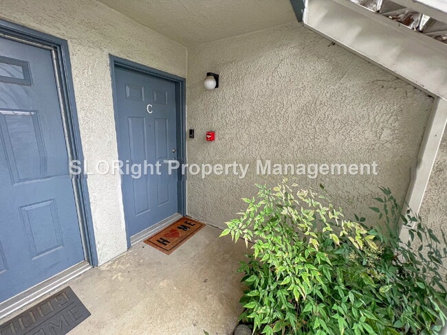 Building Photo - AVAILABLE AUGUST- Centrally Located SLO Townhome - 1 Bed / 1 Bath