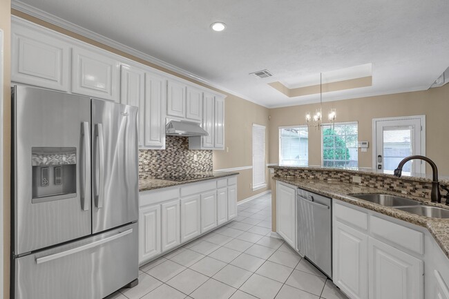 Building Photo - 30118 Bashaw Dr