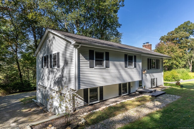 Building Photo - 254 Candlewood Lake Rd N