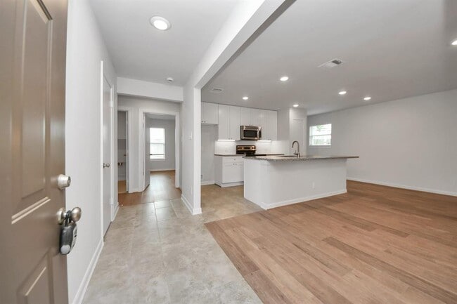 Foto del edificio - 7403 Jackwood St
