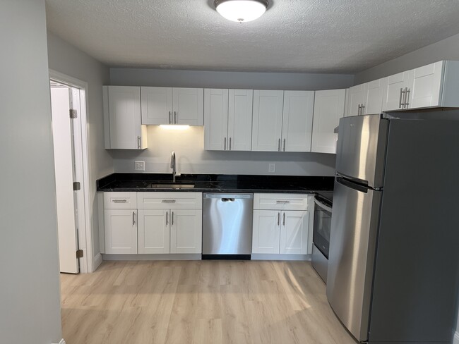 Photo - 106 Granite St Apartment