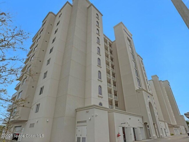 Foto del edificio - 1435 S Harbor City Blvd
