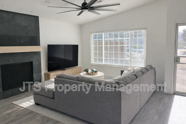 Foto del edificio - 1761 Klamath River Dr