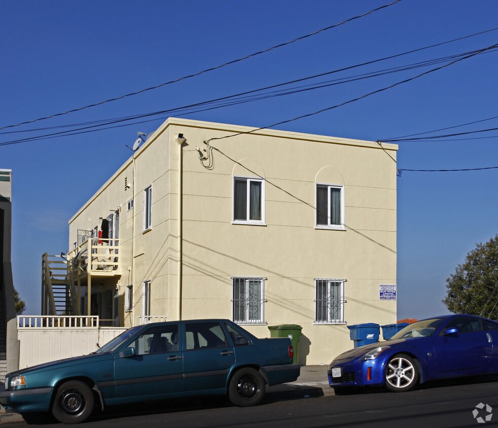 Foto del edificio - 500 Hillside Blvd