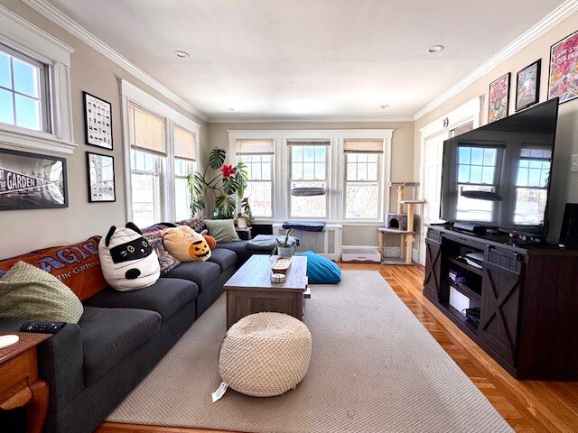 Foto del edificio - 894 Fellsway