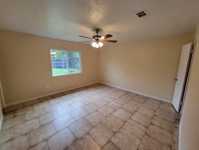 Foto del edificio - 6810 Glenstein Dr