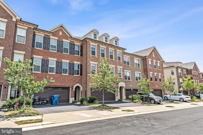 Building Photo - 23638 Sailfish Square