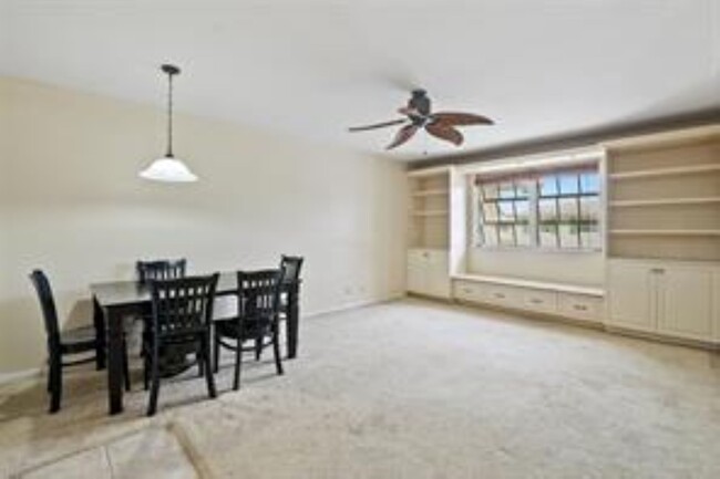 Foto del edificio - 1801 NE 62nd St