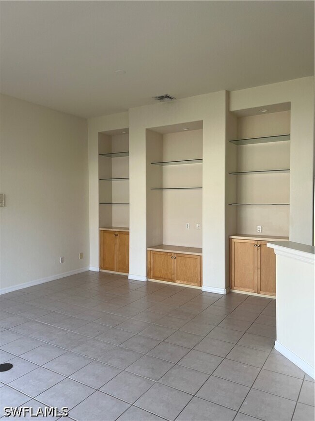 Foto del edificio - 3414 Marbella Ct