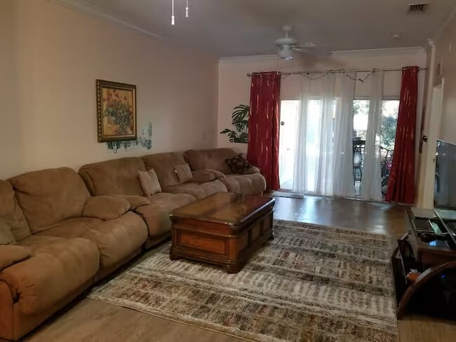 Foto del edificio - 2097 Hidden Grove Ln