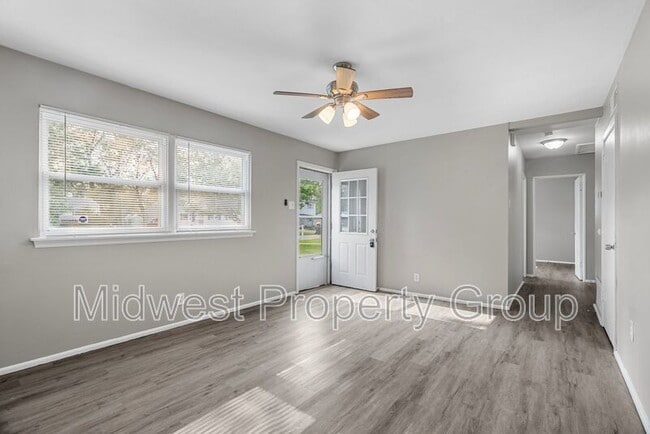 Building Photo - 24 Boles Ave