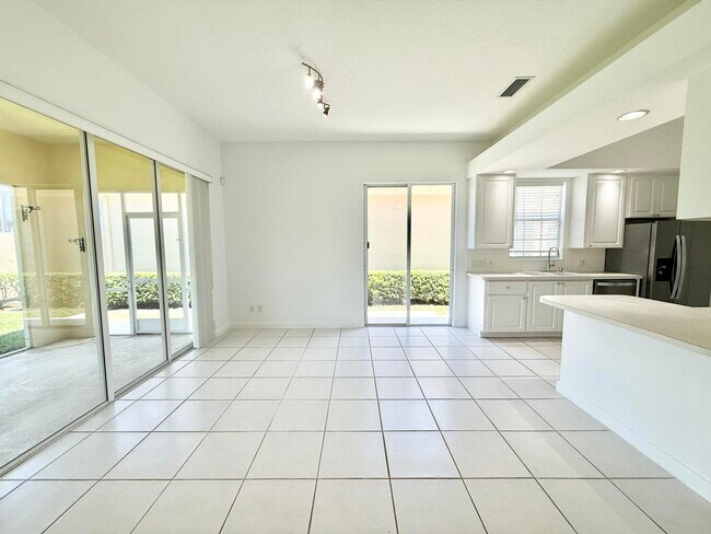 Building Photo - 8311 Dominica Pl