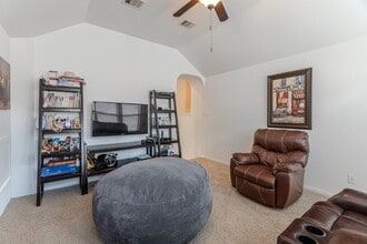 Building Photo - 30 Fury Ranch Pl