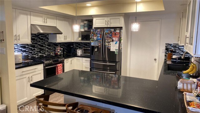 Foto del edificio - 16919 S Raymond Ave