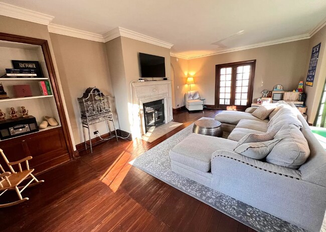 Foto del edificio - Large 3 Bedroom Home!