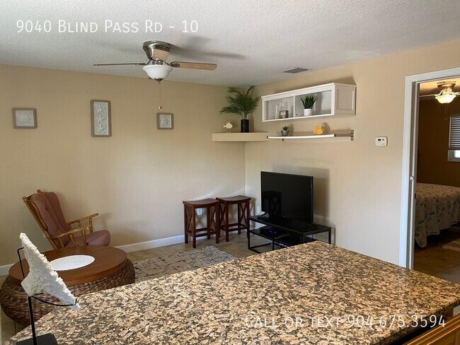 Building Photo - Charming One-bedroom home at Blind Pass Vi...
