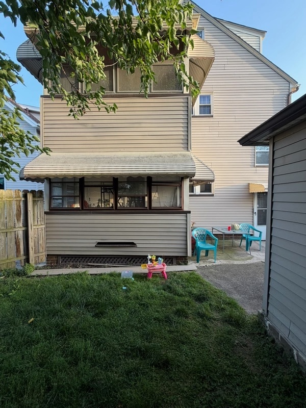 Building Photo - 17917 E Park Dr