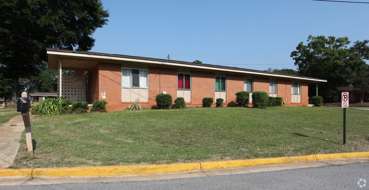 Building Photo - Weaver Thurman Crossing