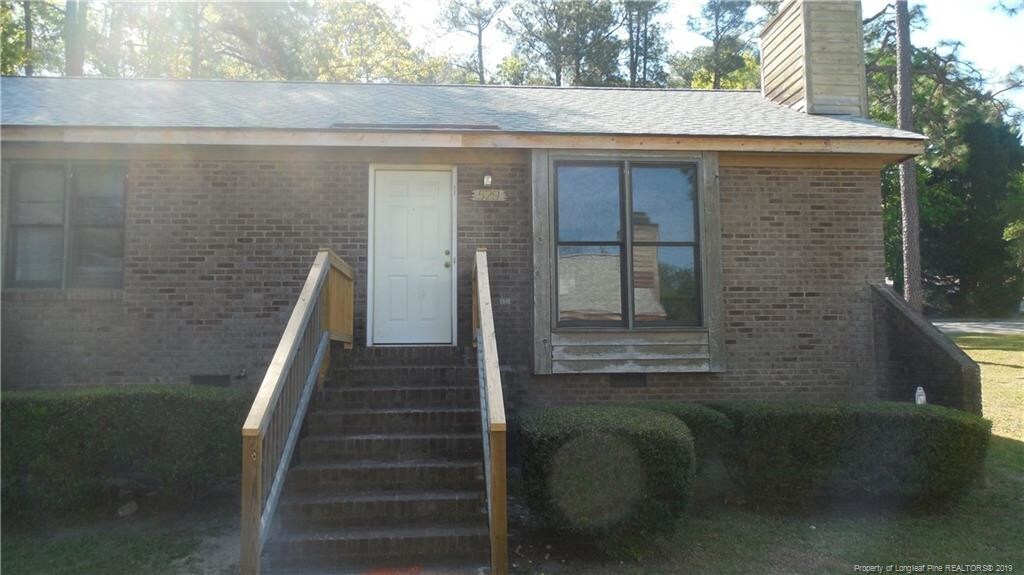 529 Coronation Dr, Fayetteville, NC 28311 Apartment for Rent in