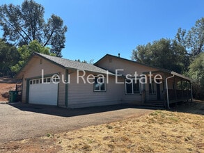 Building Photo - 5270 Bonnie Lou Ln