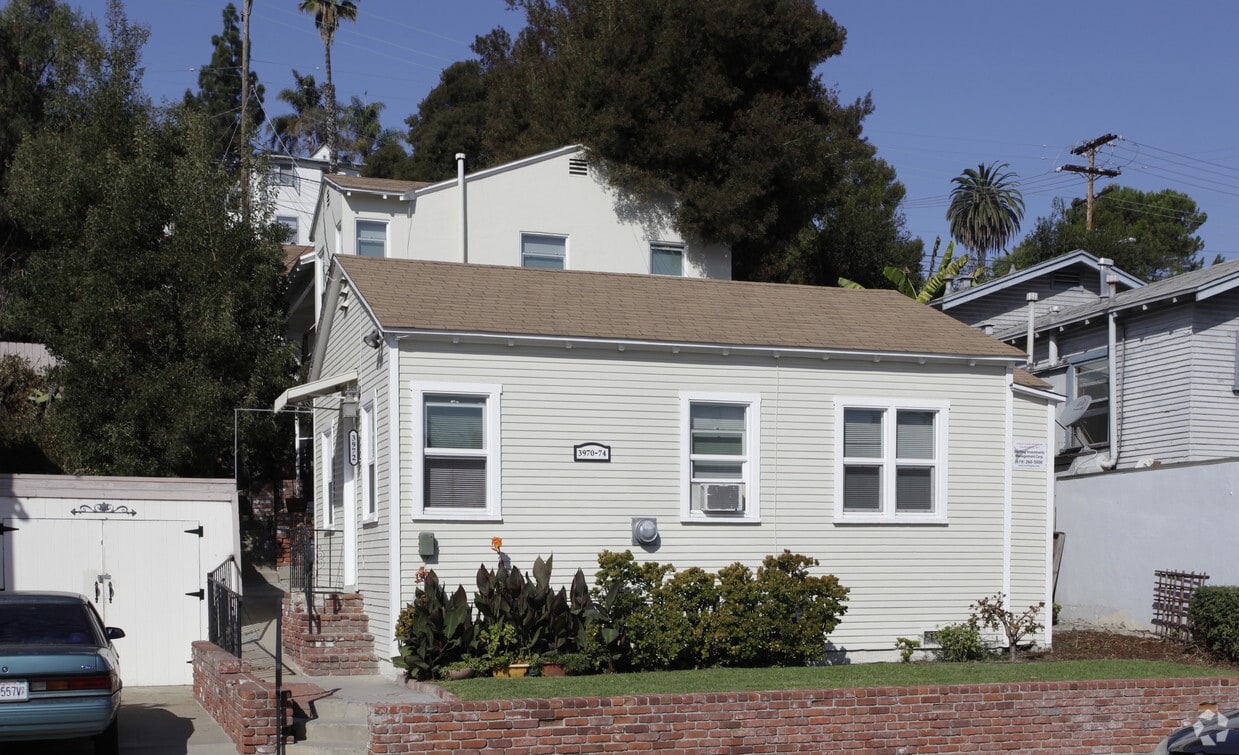 Foto principal - 3970-3974 Florida St