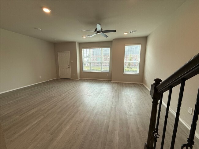 Building Photo - 15850 Perthshire Creek Dr