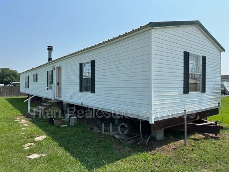Primary Photo - 1050LOT Osage Trail