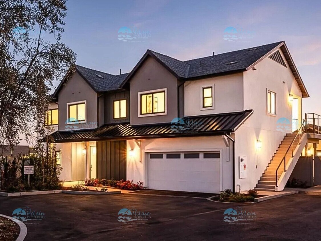 Foto principal - 3739-3751 Adams Street