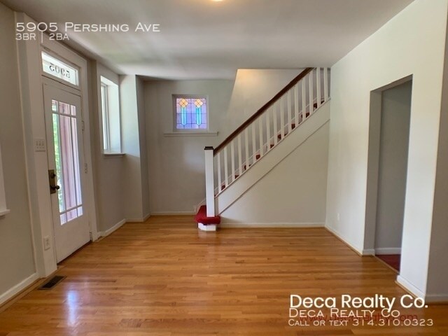 Building Photo - 3 Bedroom House