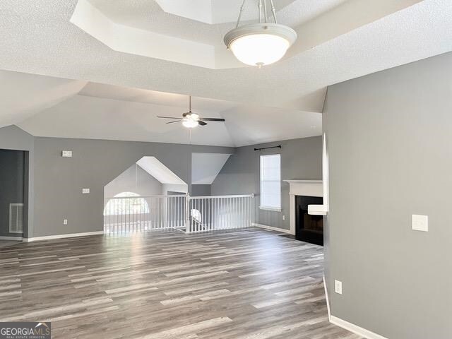 Building Photo - 1011 Crest Ridge Pl SW