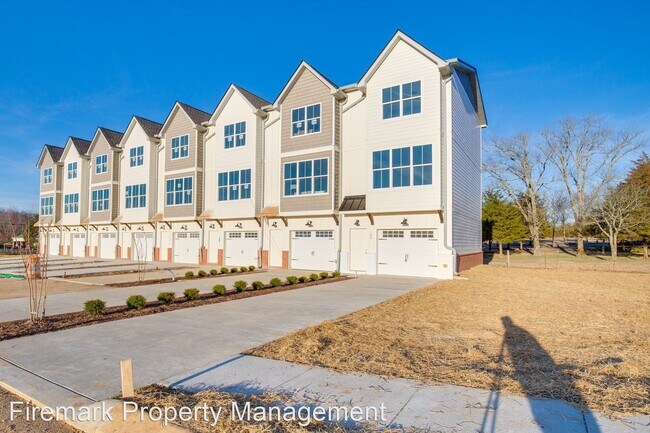 Building Photo - 2 br, 2.5 bath House - 205 Harper Landing