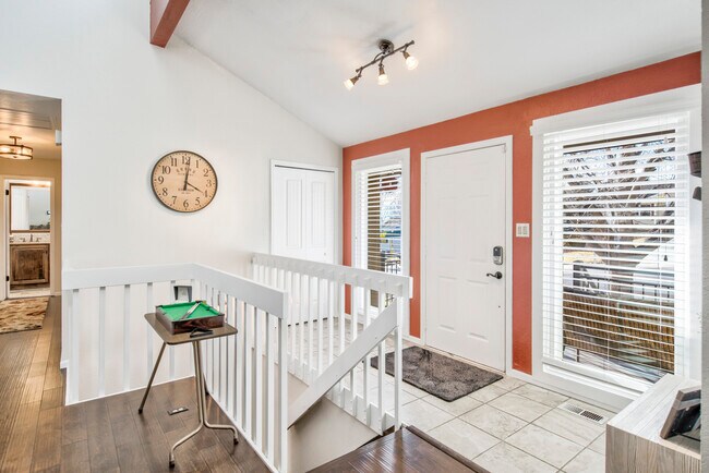 Building Photo - 5541 Country Heights Dr