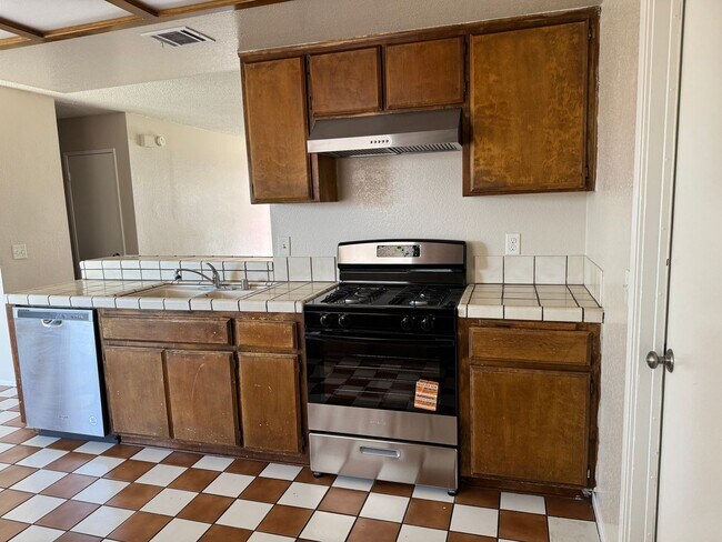 Foto del edificio - Apple Valley- Four Plex- 2 Bedrooms, 2 Bat...