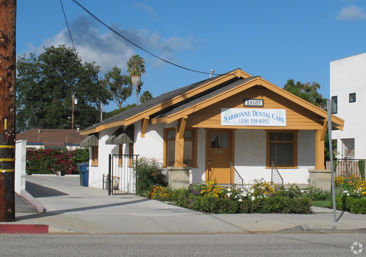 Building Photo - Lomita Rentals