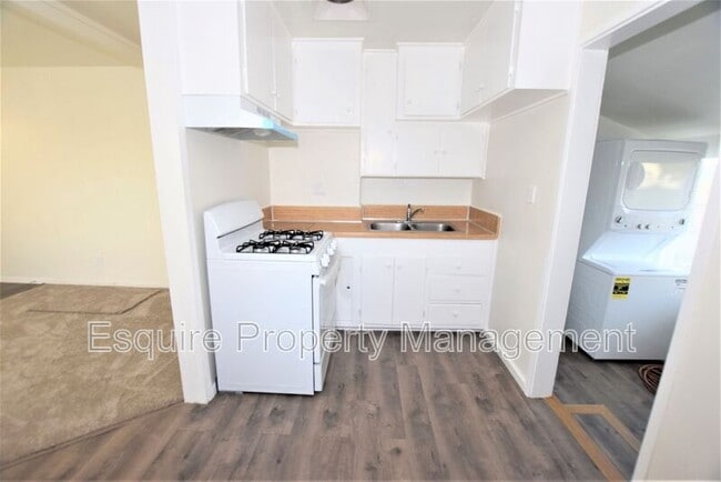 Foto del edificio - 10745 Ternez Dr