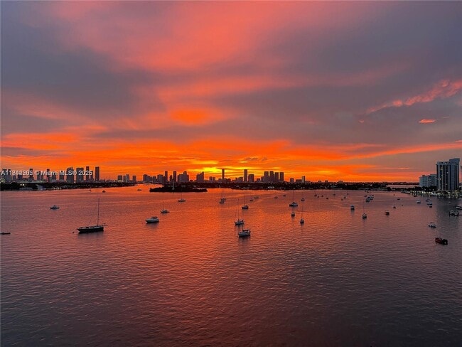 Building Photo - 1200 West Ave