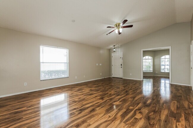 Foto del edificio - 8703 Morrison Oaks Ct