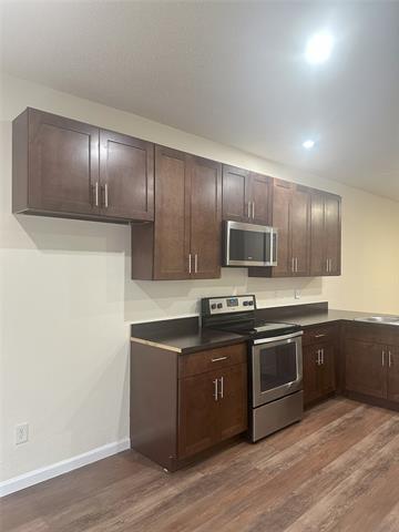 Foto del edificio - 12921 Abrams Rd